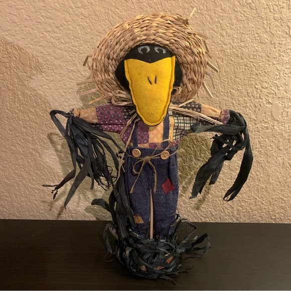 Country Halloween crow scarecrow decor - Picture 1 of 5